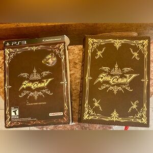 SoulCalibur V Collector's Edition; NO GAME; Includes additional DVDs; Art book.